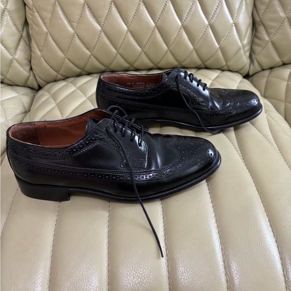 Bostonian Classics Men’s Size 8.5 M - Wingtip Black Dress Shoes - gently worn